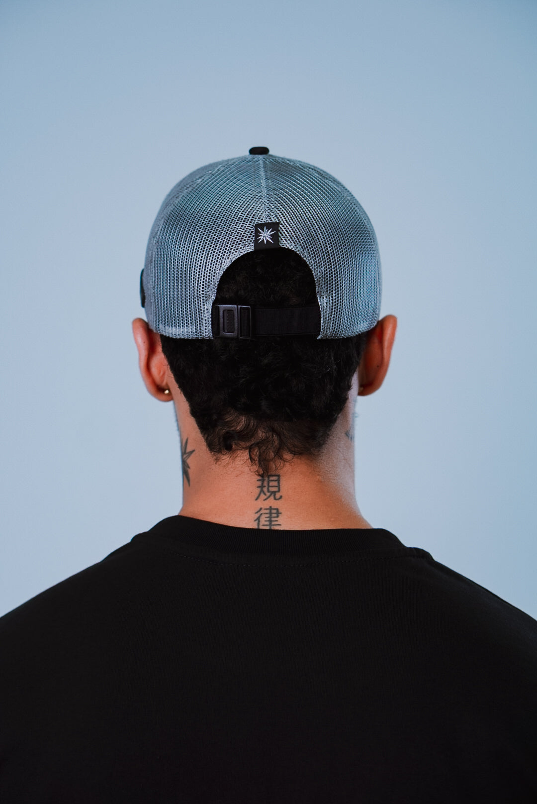 Gorra BBBLUE Disciples Insignia-N Negro Gris