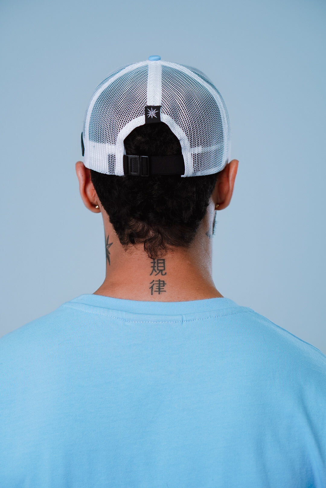 Gorra BBBLUE Disciples Insignia-N Baby Blue Blanco