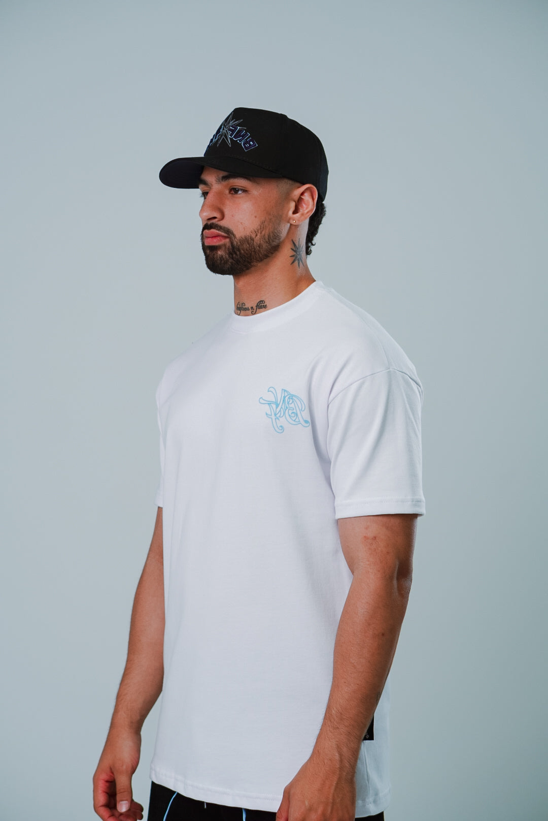 Camiseta BBBLUE Disciples Intertwined Blanco
